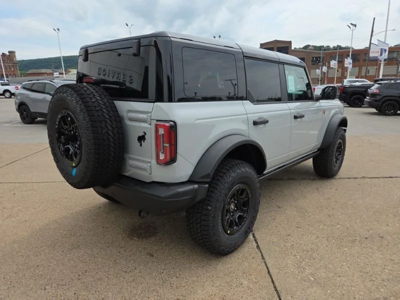 New 2026 White Ford Badlands image 7