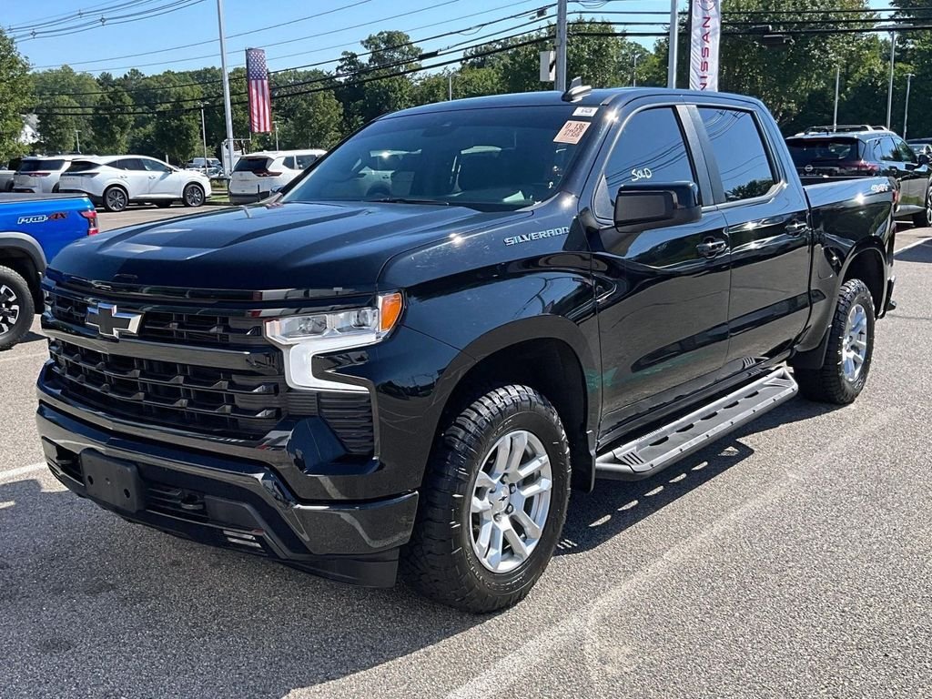 Used 2022 Black Chevrolet RST image 3