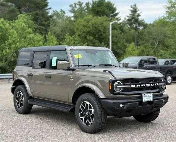2026 Ford Bronco Outer Banks®