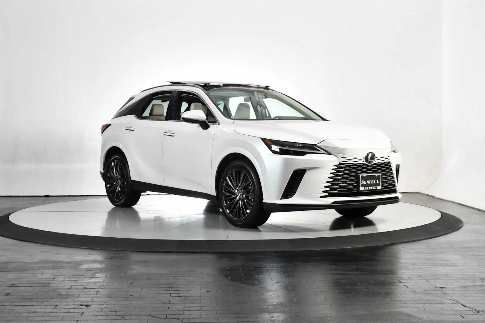 Used 2023 Eminent White Pearl Lexus Luxury image 9