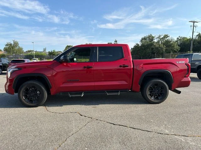 Used 2022 Red Toyota SR5 image 5