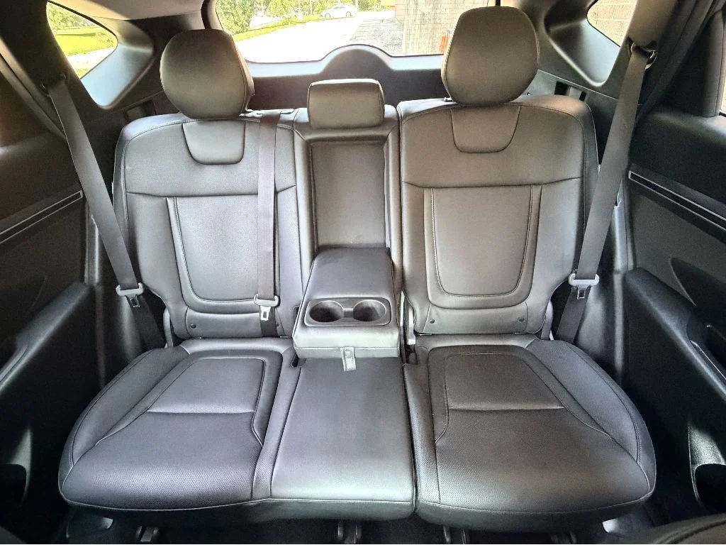 Used 2024 Shimmering Silver Hyundai SEL image 28