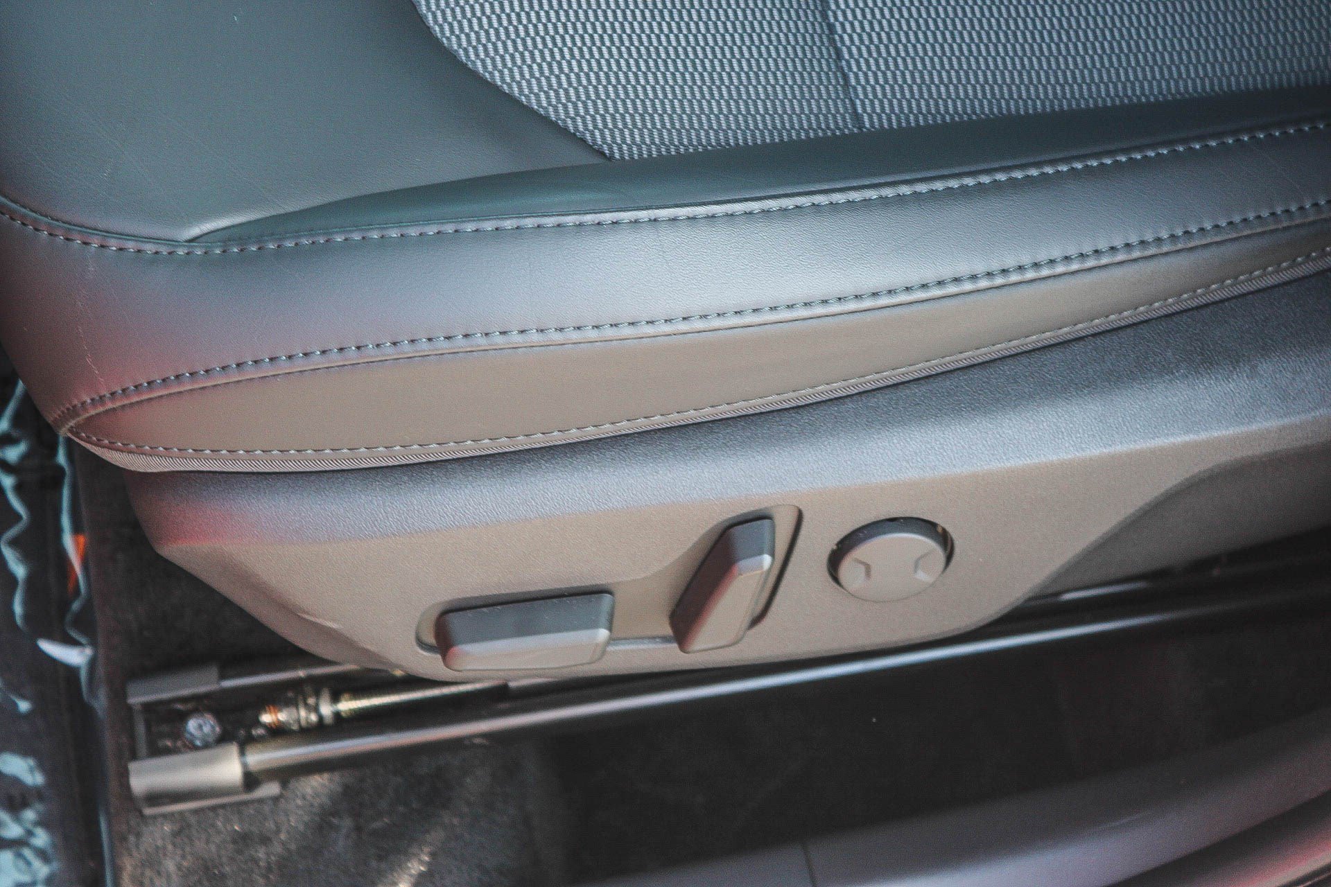 2025 Kia Niro EX - Photo 21