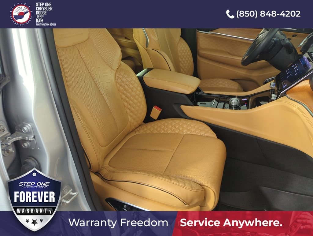 Used 2021 Silver Jeep Summit image 40