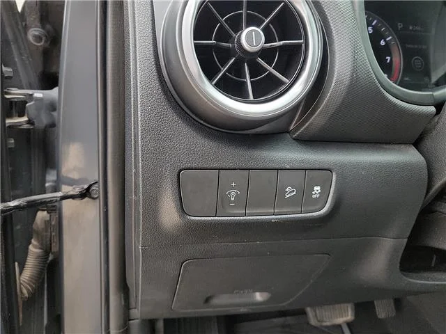 Used 2023 Grey Hyundai SEL (IVT) All-Wheel Drive image 12