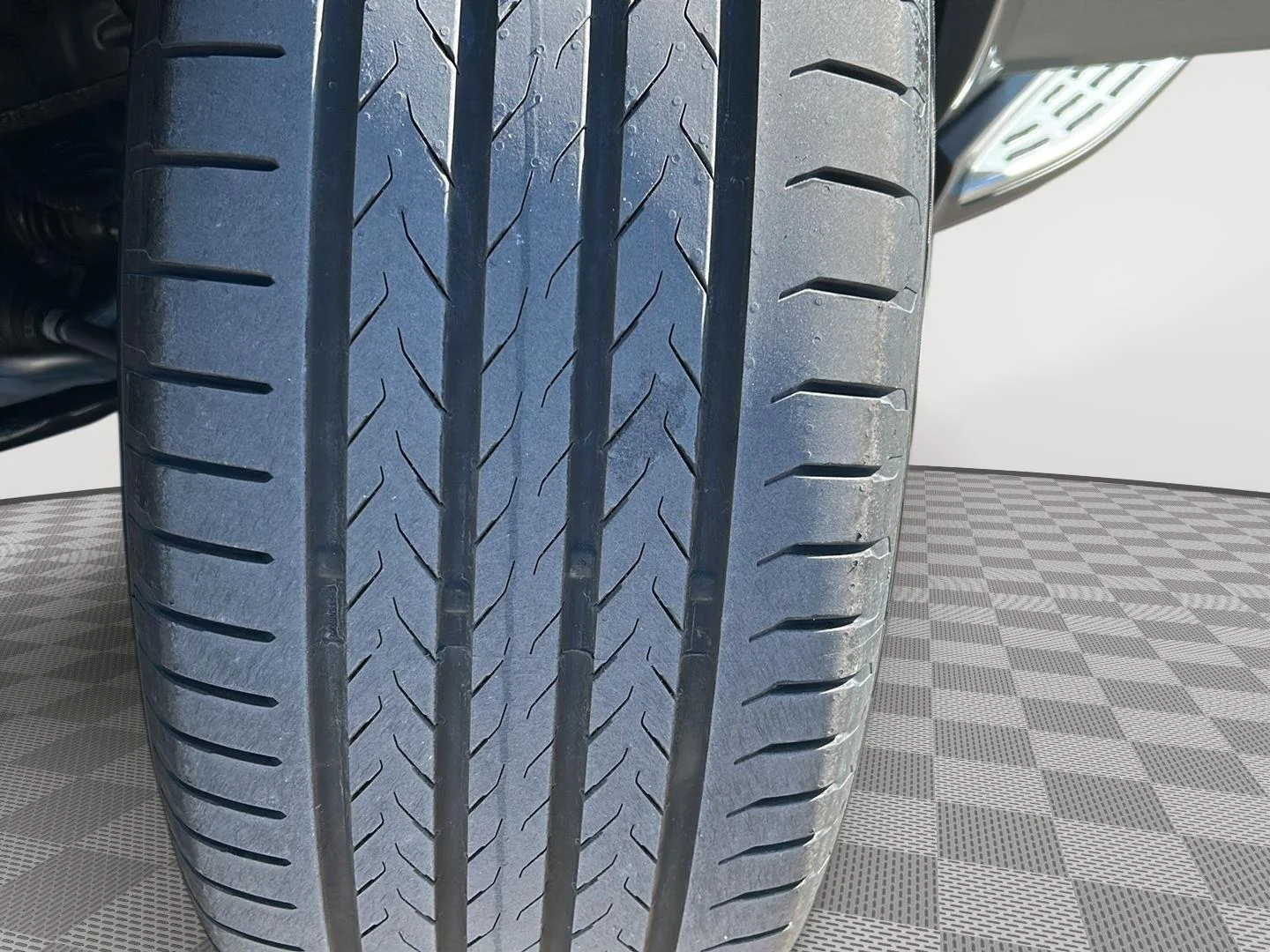 New 2026 Selenite Grey Metallic Mercedes-Benz GLS 580 image 10