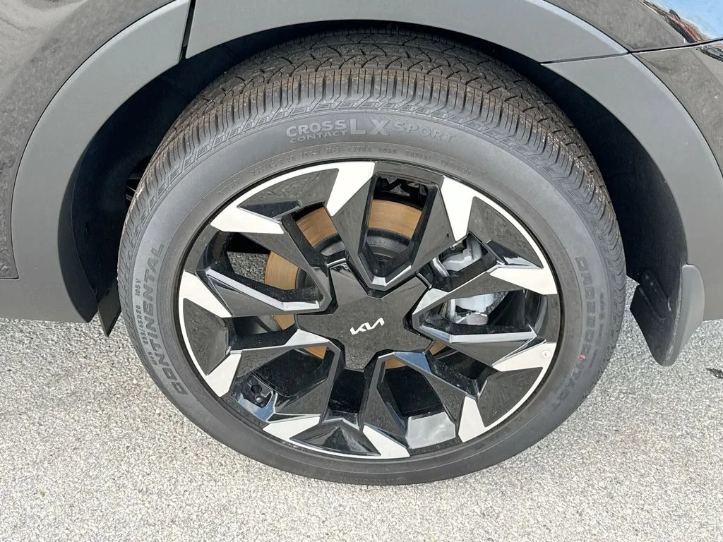 New 2025 Black Kia EX image 10