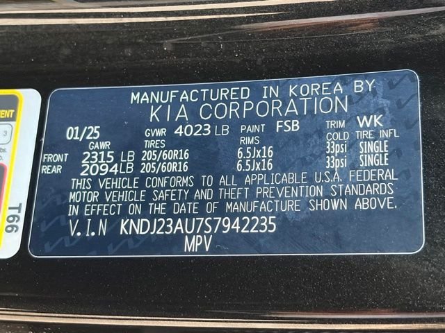 2025 Kia Soul LX - Photo 34