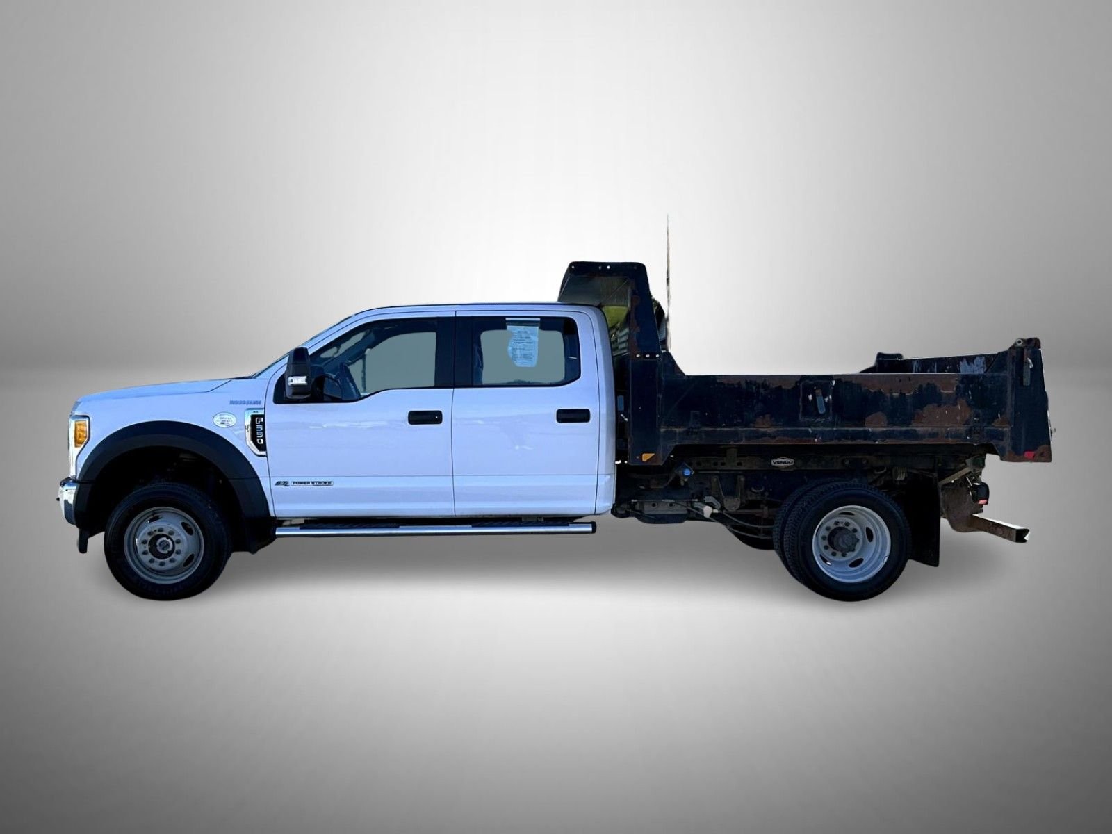 Used 2017 White Ford XL image 8