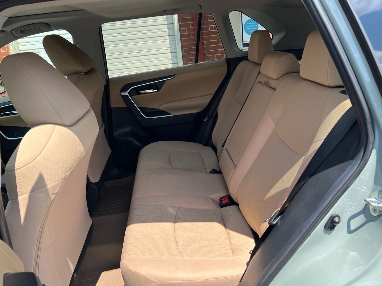 Used 2019 Gray Toyota XLE image 19