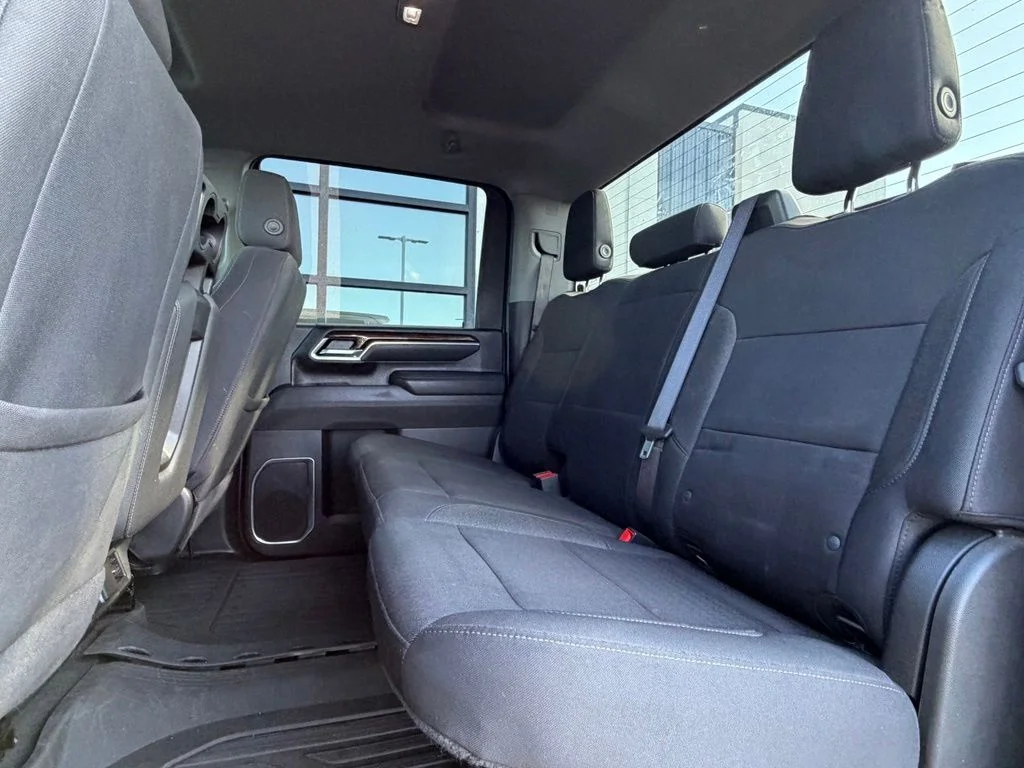 Used 2025 Silver GMC SLE image 9