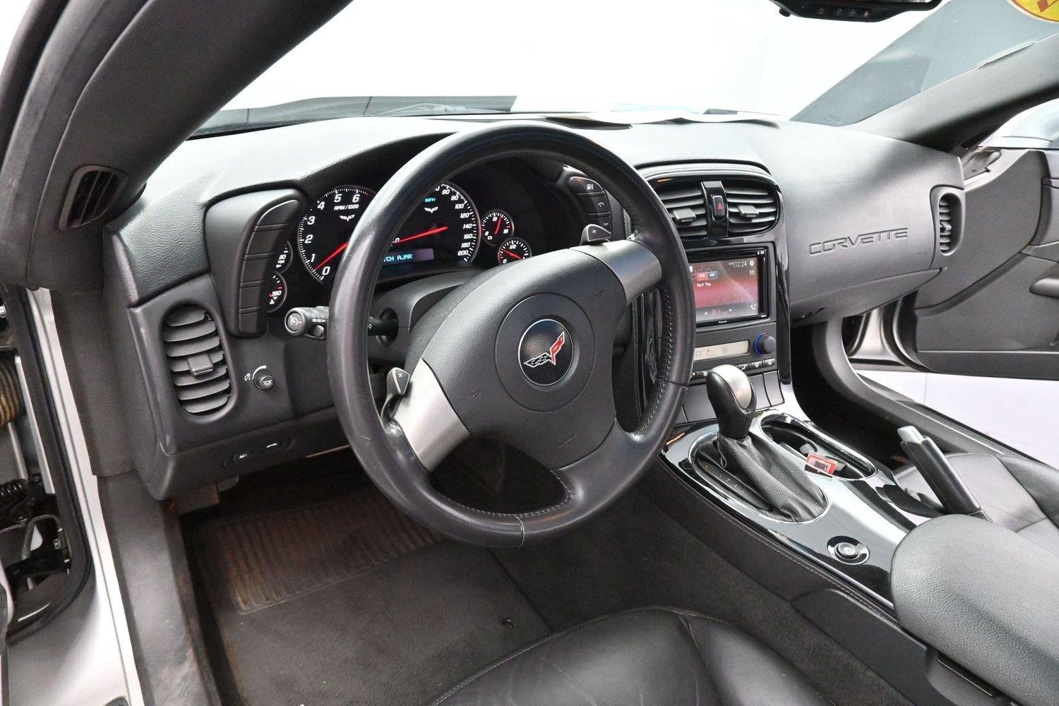 Used 2008 Machine Silver Metallic Chevrolet Base image 16