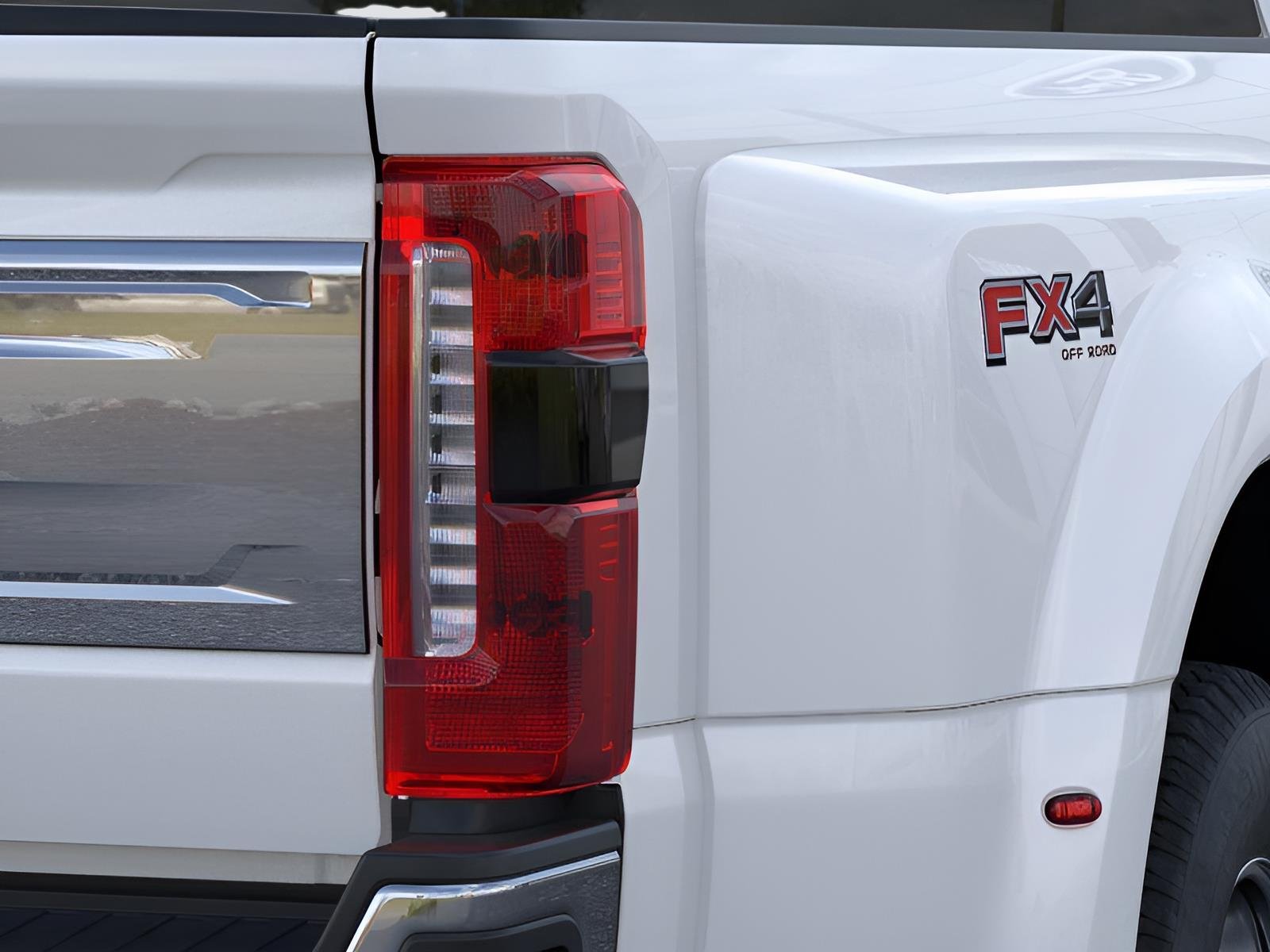 New 2026 Star White Metallic Tri-Coat Ford F-350® King Ranch® image 21