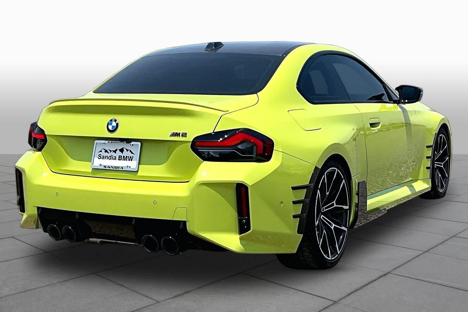 Used 2026 Sao Paulo Yellow BMW  image 24