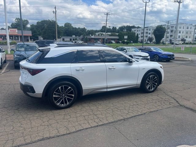 Certified Used 2024 Snowfall Pearl Acura Base image 13