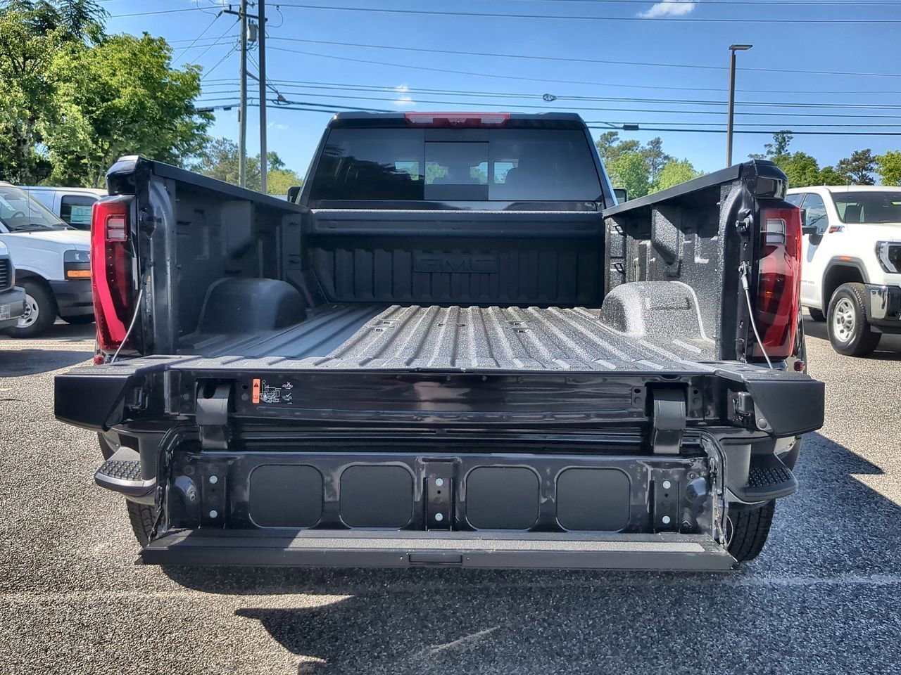 2026 GMC Sierra 3500HD Denali - Photo 27