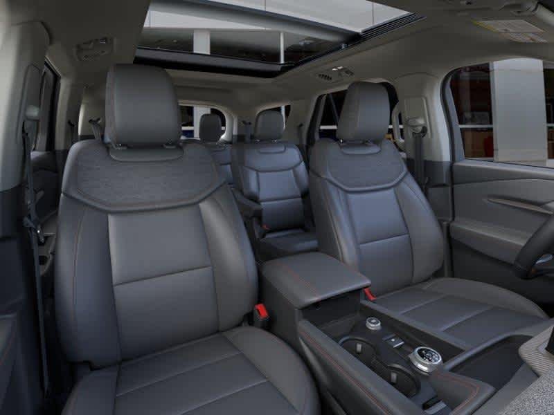 New 2025 Vapor Blue Metallic Ford Active image 10