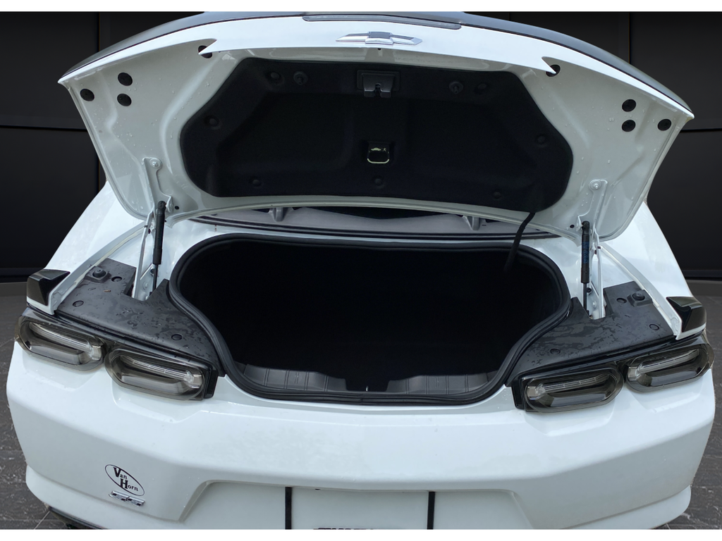Used 2019 Summit White Chevrolet SS image 26