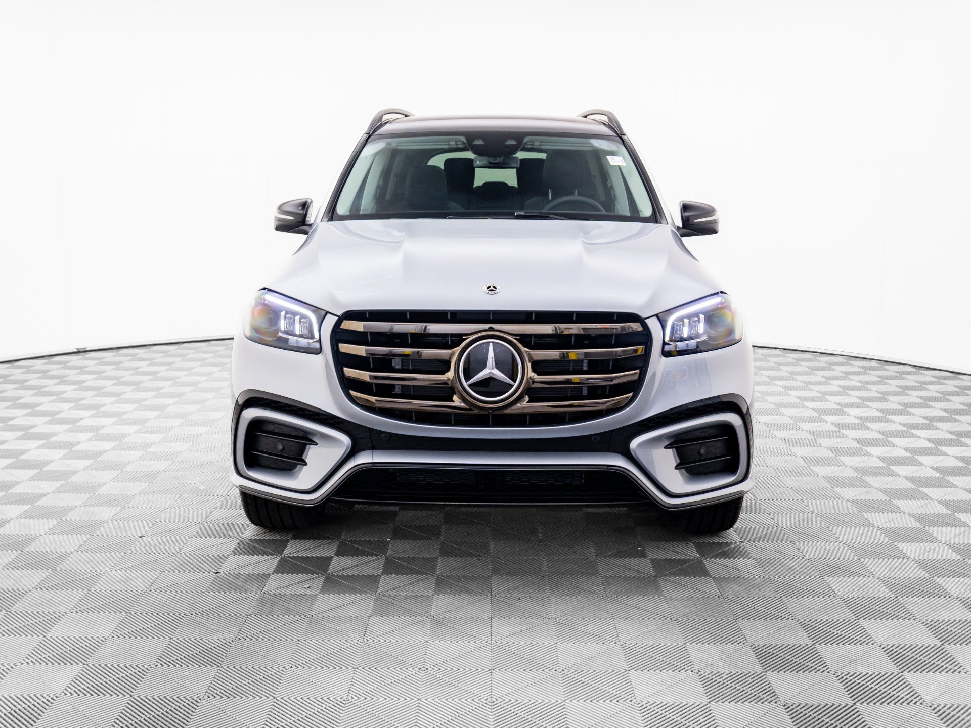 New 2026 Silver Mercedes-Benz GLS 450 image 50