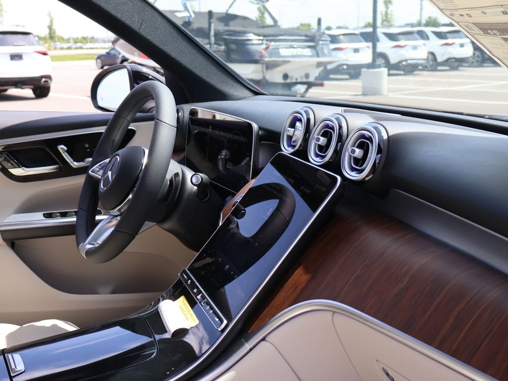 New 2026 Black Mercedes-Benz GLC 300 image 10