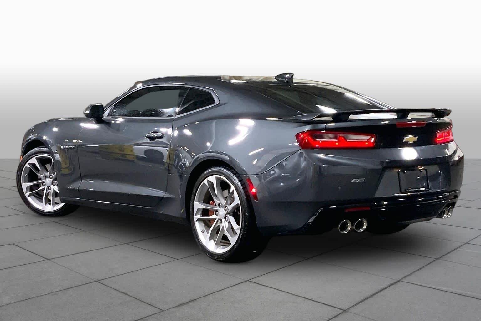 Used 2017 Nightfall Gray Metallic Chevrolet 2SS image 12