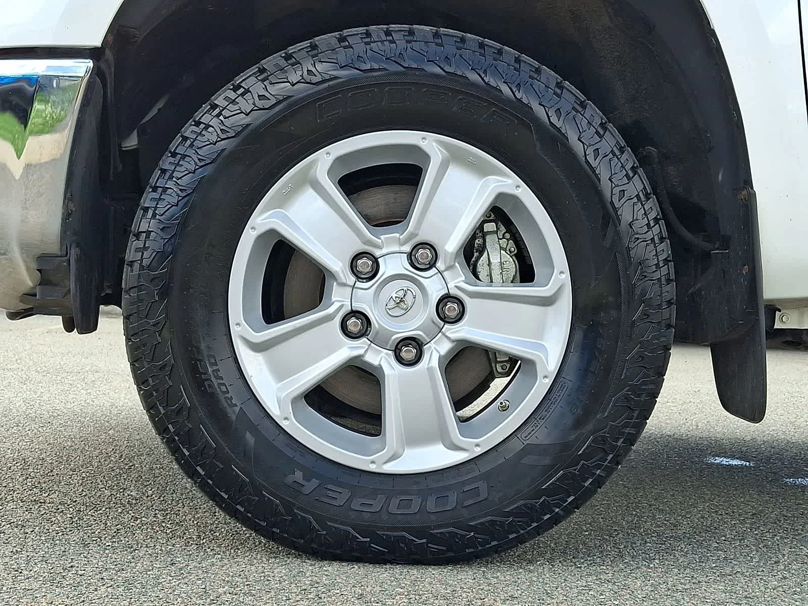 Certified Used 2021 Super White Toyota SR5 image 11