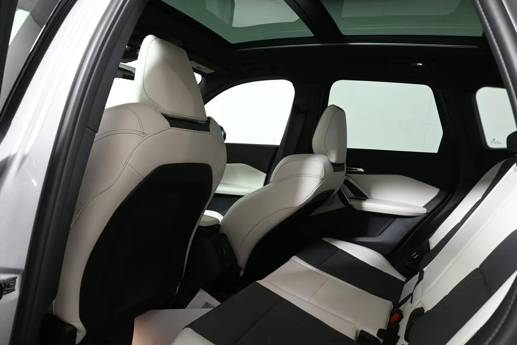 New 2027  BMW xDrive28i image 27
