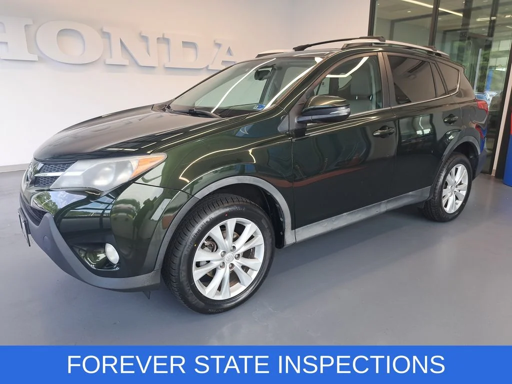 Used 2013 Green Toyota Limited image 4