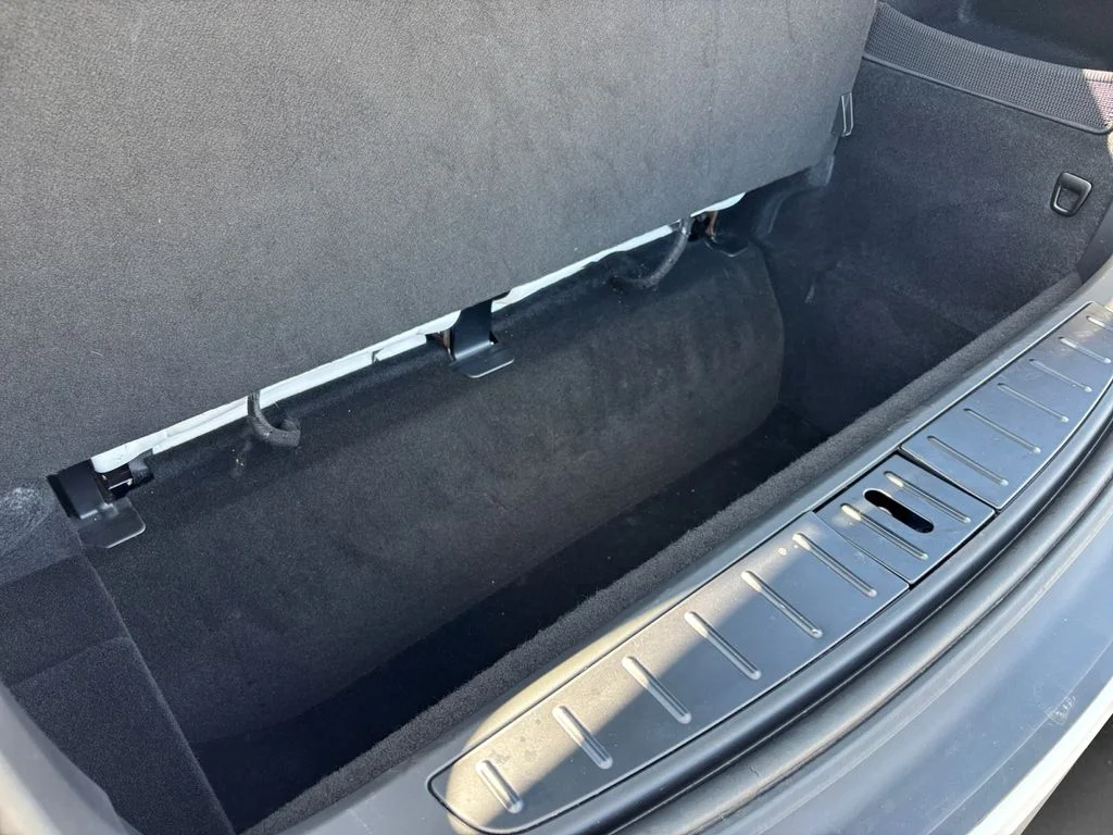 Used 2022 White Tesla Plaid image 43