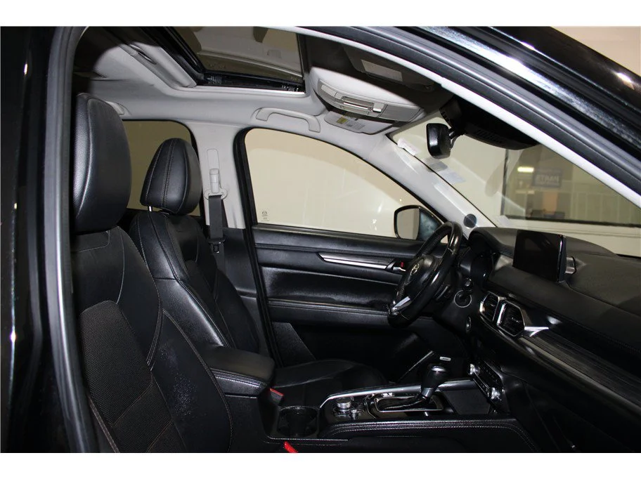 Used 2021 Jet Black Mica Mazda Grand Touring image 22