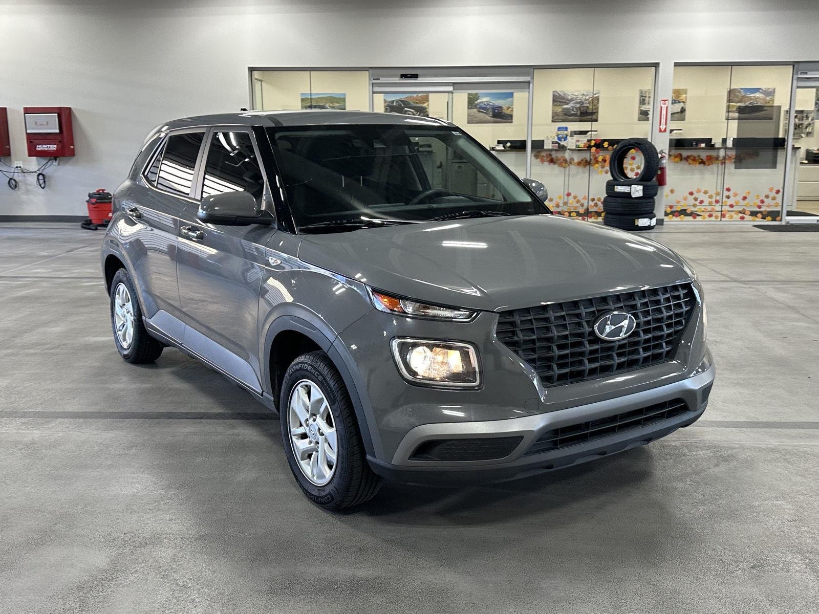 Certified Used 2022 Galactic Gray Hyundai SE image 15
