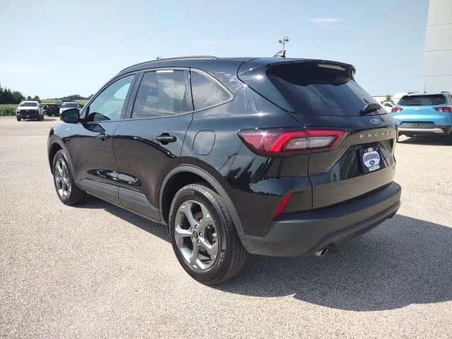 Certified Used 2025 Black Metallic Ford ST-Line Select image 3
