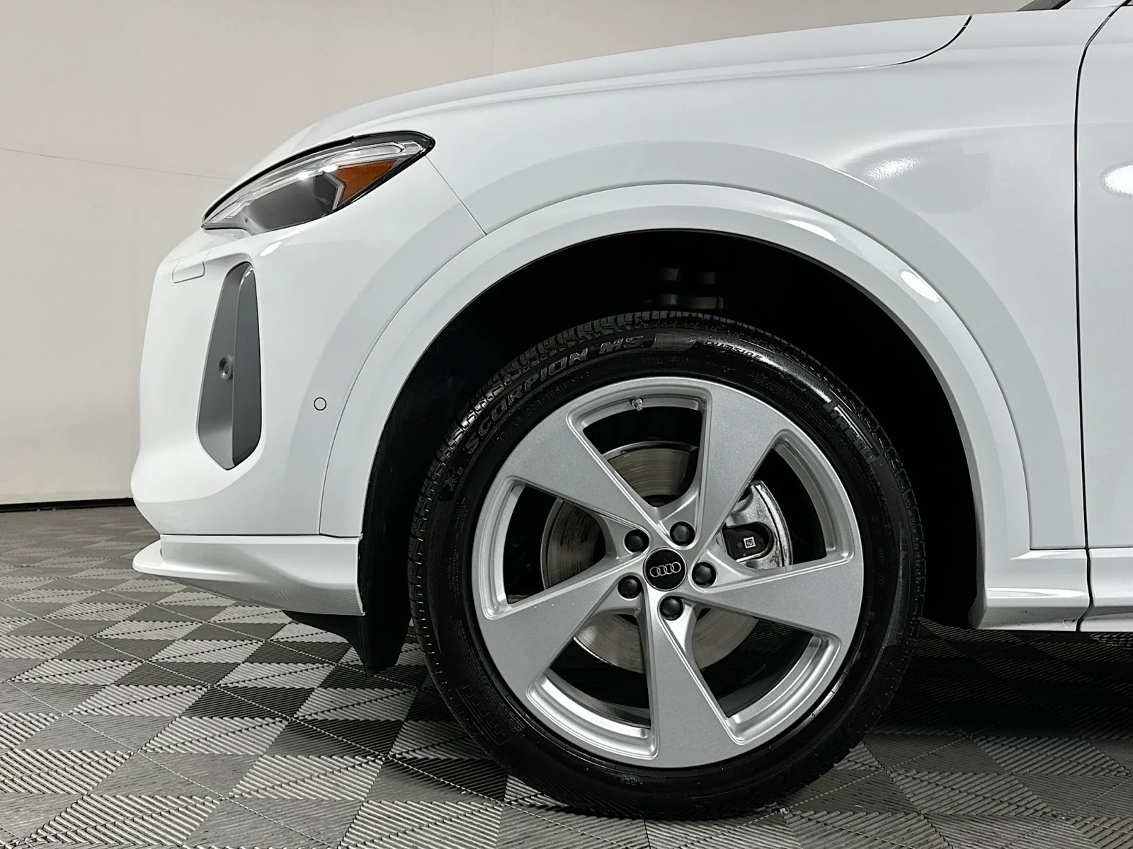 Used 2025 Glacier White Metallic Audi Premium Plus image 12