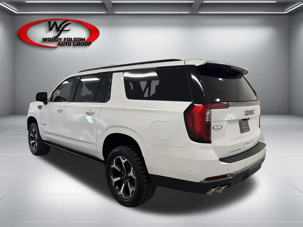 Used 2026 White GMC AT4 image 9
