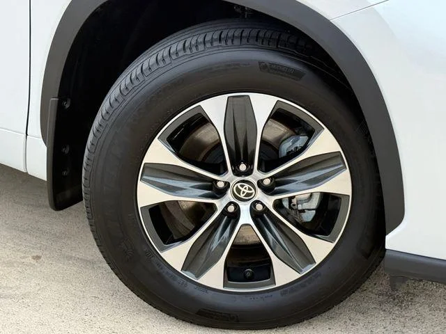 Certified Used 2026 Beige Toyota XLE image 31