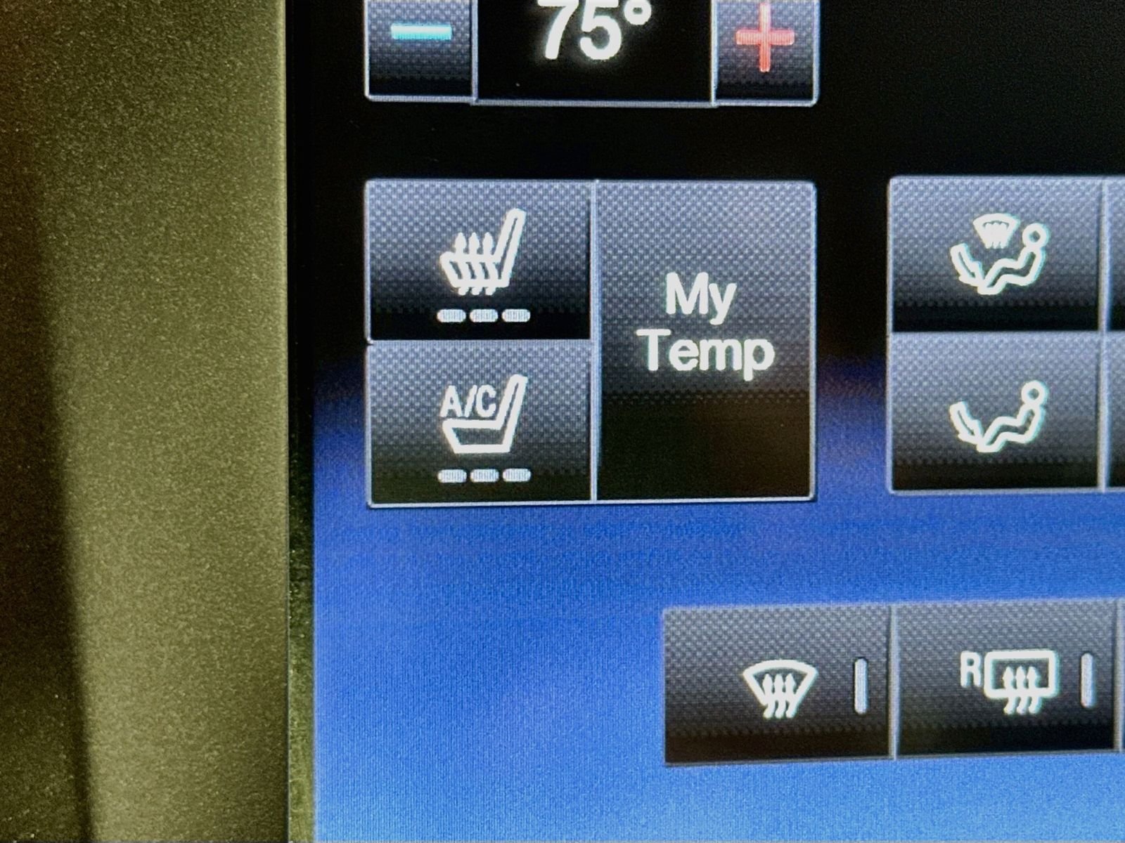 Used 2015 Magnetic Metallic Lincoln Base image 21
