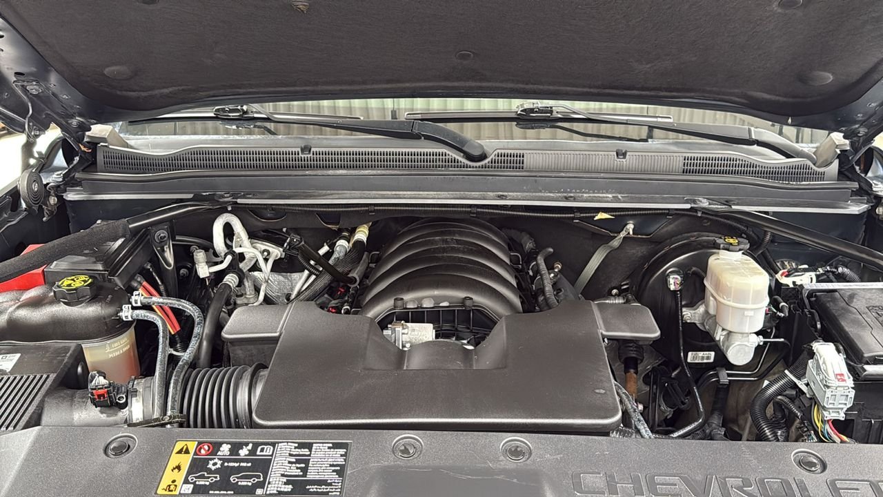 Used 2019 Gray Chevrolet LT image 25