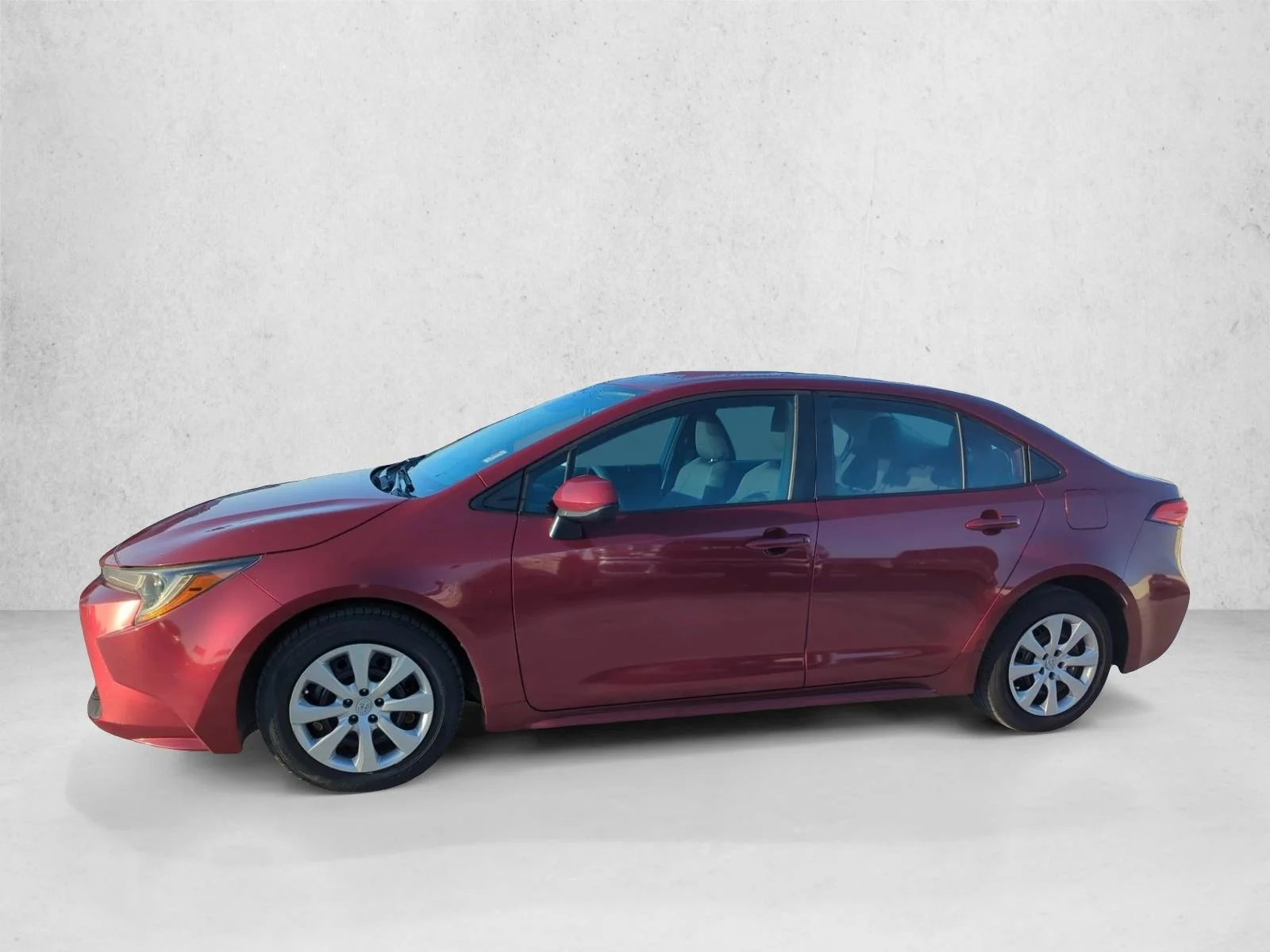 Used 2022 Ruby Flare Pearl Toyota LE image 5
