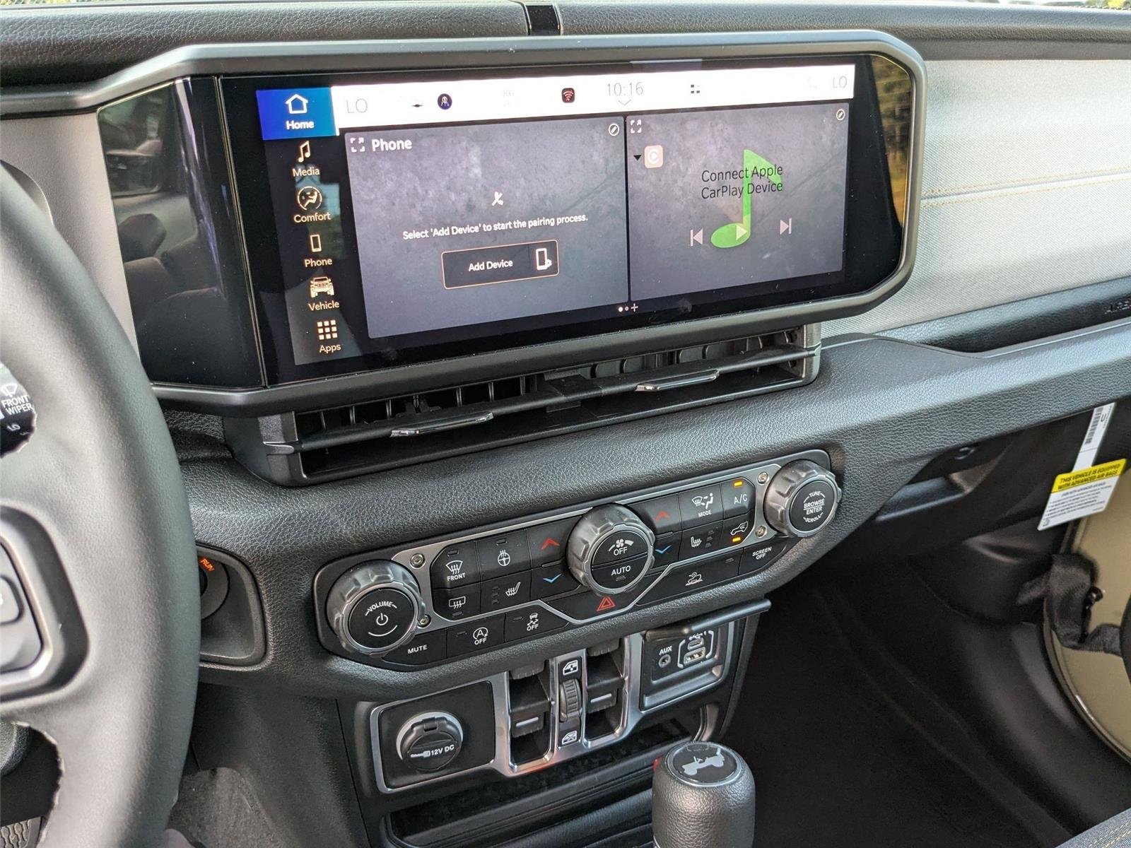 2025 Jeep Wrangler 4-Door Sport S - Photo 19
