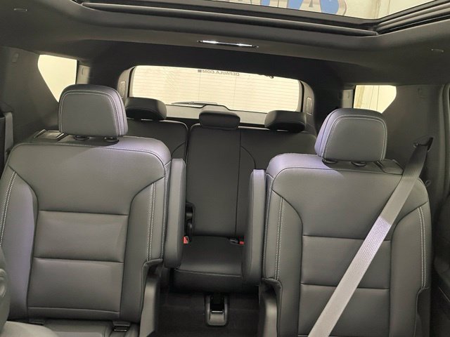 2027 Chevrolet Traverse LT - Photo 14