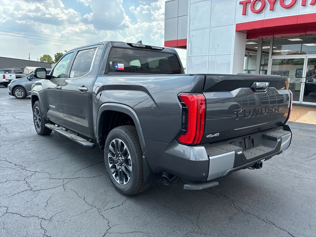 2026 Toyota Tundra Limited - Photo 8