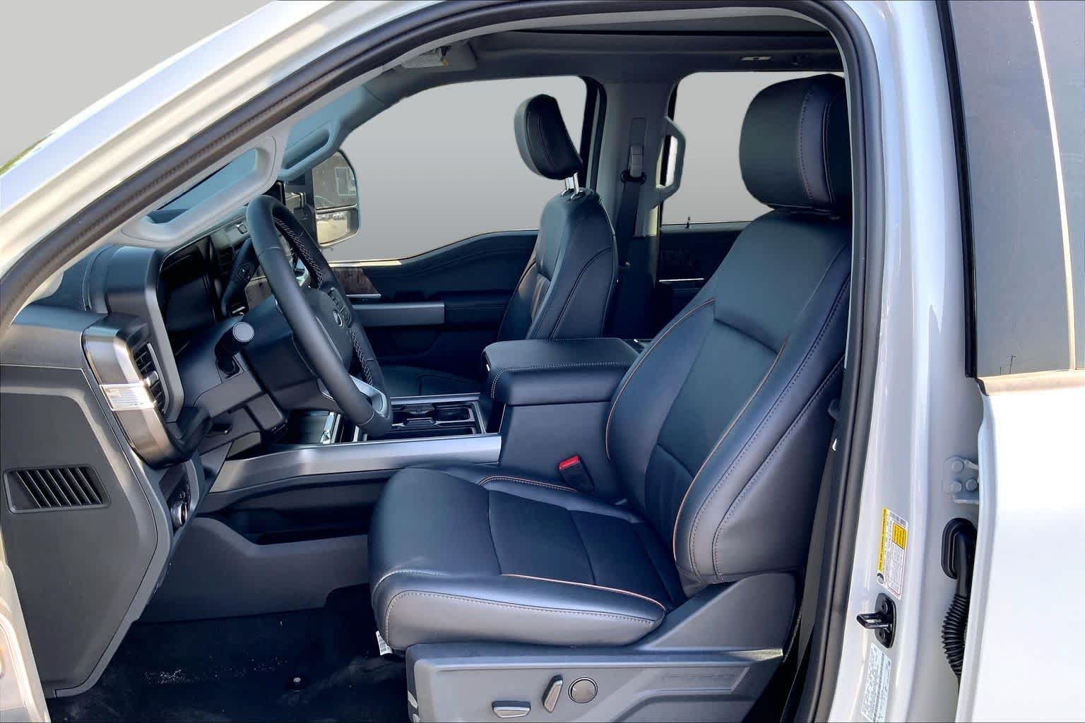 New 2026 Avalanche Ford F-250® Lariat® image 7