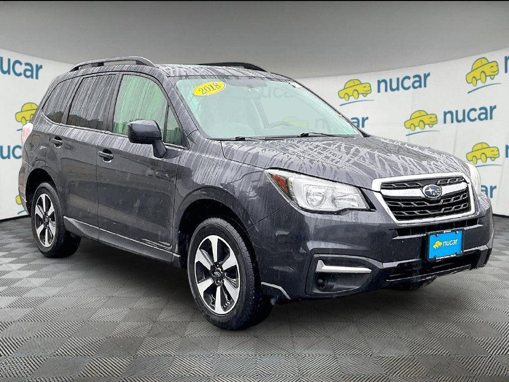 Used 2018 Gray Subaru 2.5i Premium image 1