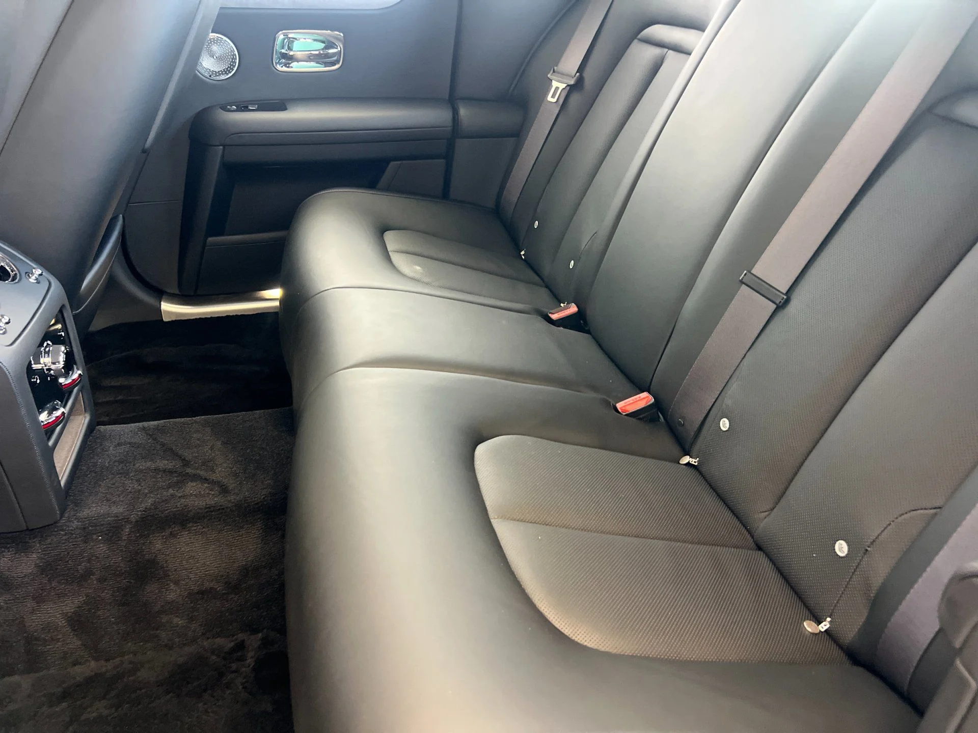 Certified Used 2026 Blue Rolls-Royce  image 6