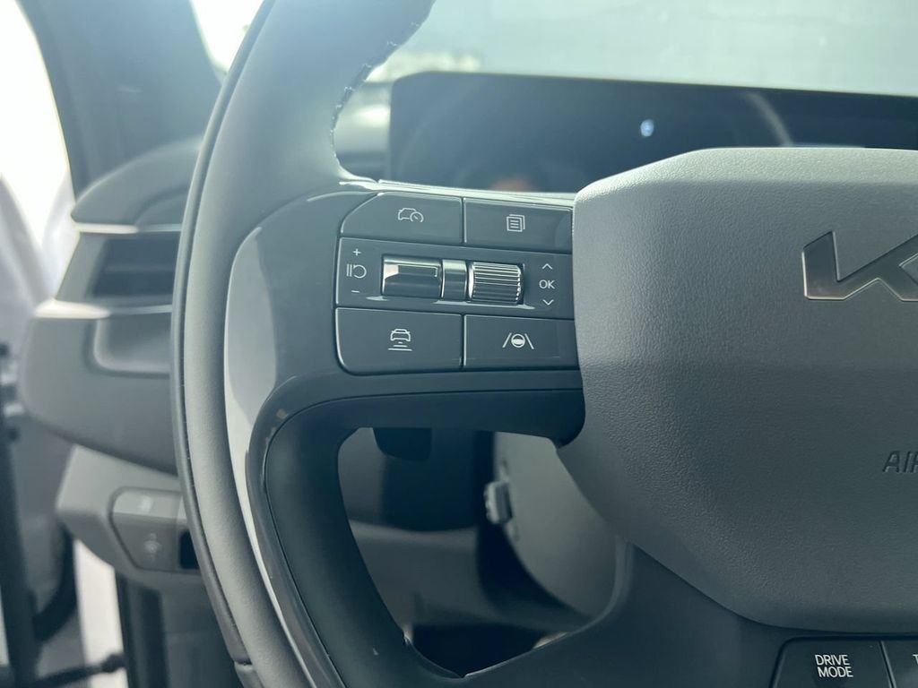 New 2026 Glacial White Pearl / Black Ro Kia GT-Line AWD image 18