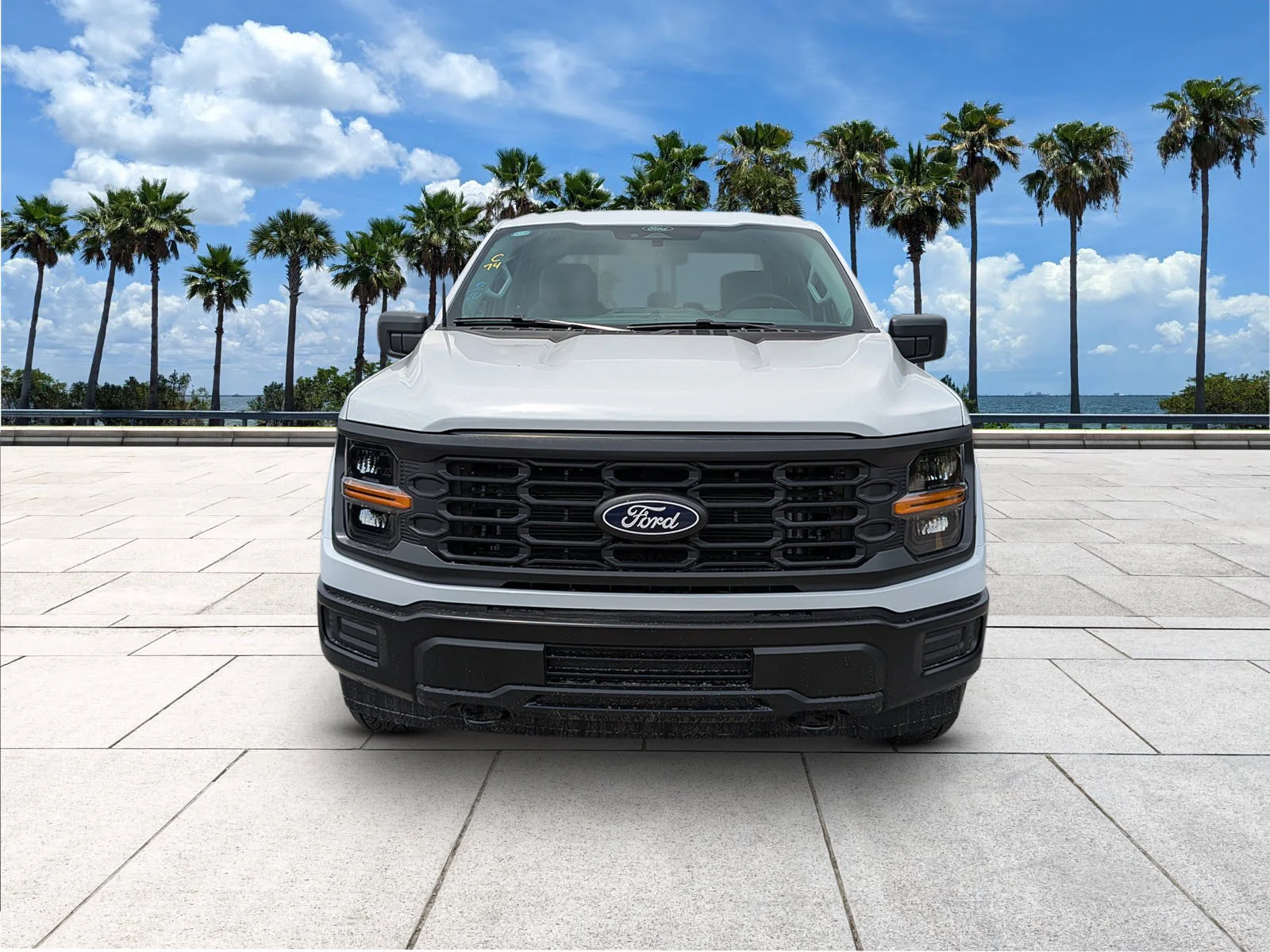 New 2026 Oxford White Ford XL image 2
