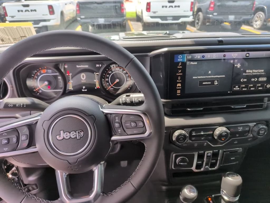 New 2026 Black Clear-Coat Exterior Paint Jeep Sahara image 26