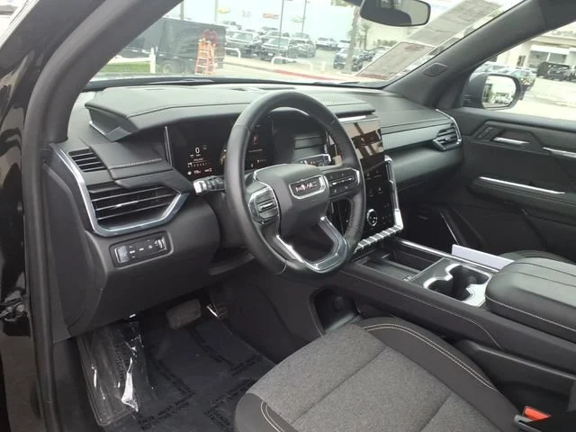 Used 2025 Ebony Twilight Metallic GMC Elevation image 11