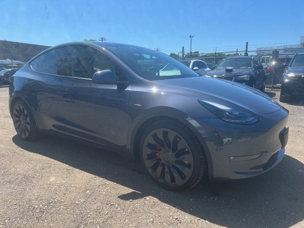 2023 Tesla Model Y Performance Dual Motor All-Wheel Drive's photo