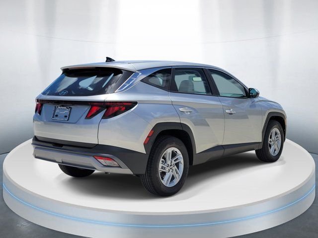 New 2026 Silver Hyundai SE FWD image 4